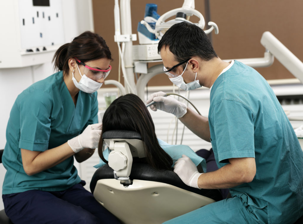 What Duties Can A Dental Assistant Perform