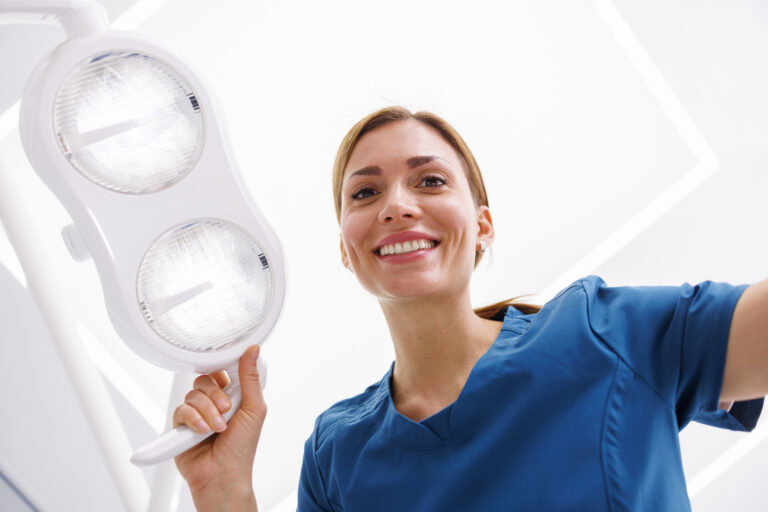 do-you-need-to-be-certified-to-be-a-dental-assistant-in-florida